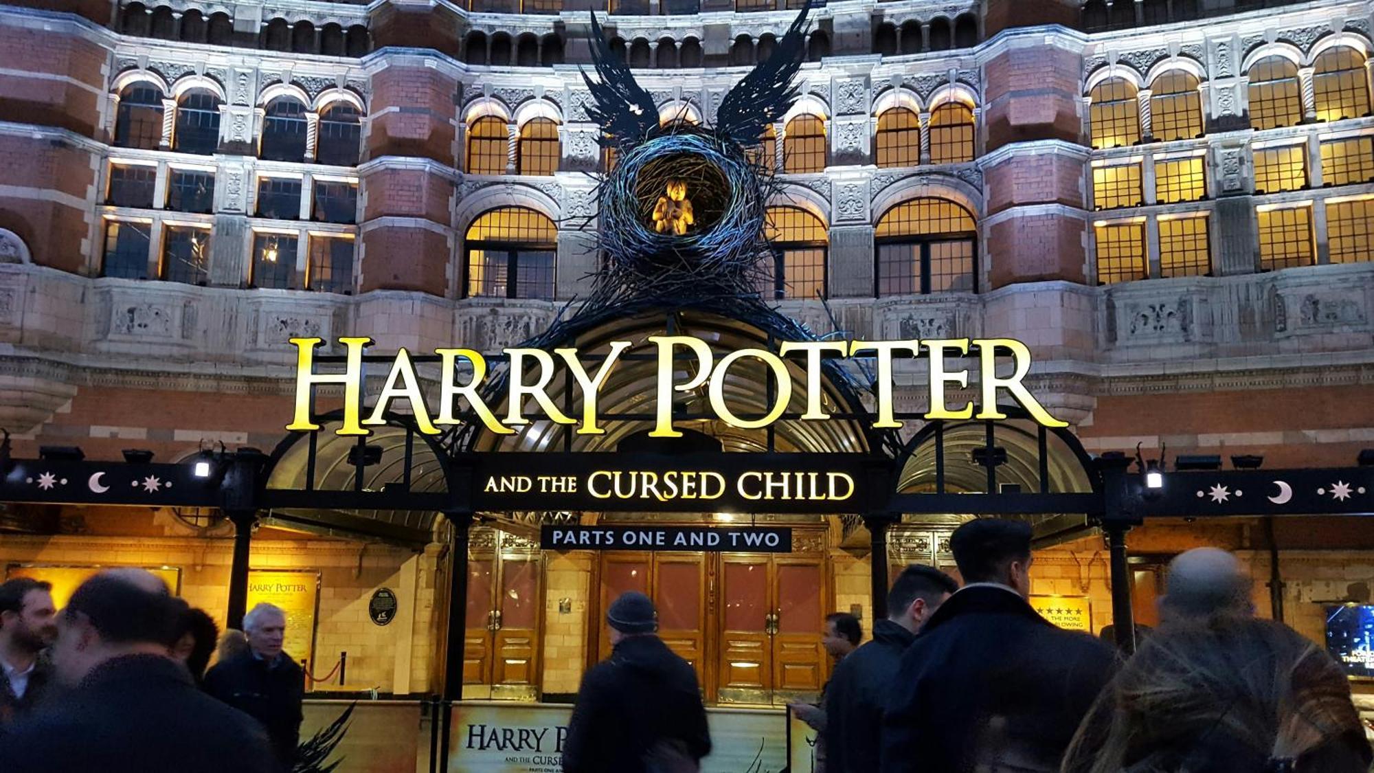ロンドンCool Covent Garden Theatre Design Hub For Families Friends Couplesアパートメント エクステリア 写真
